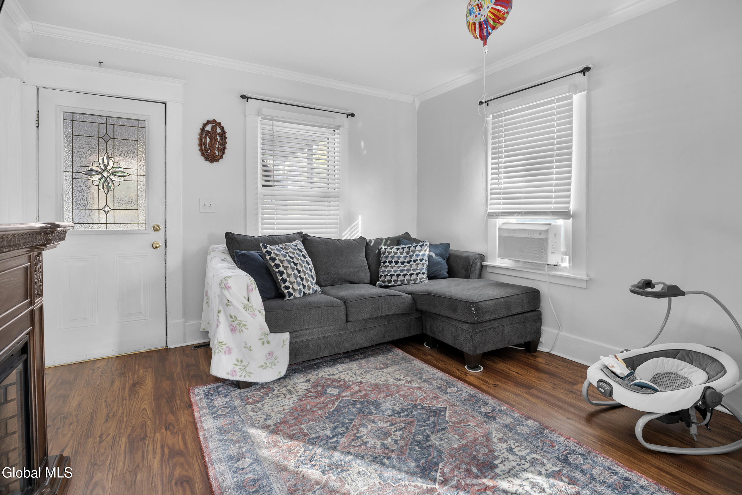 2093 Oaklawn Avenue Schenectady NY 12306