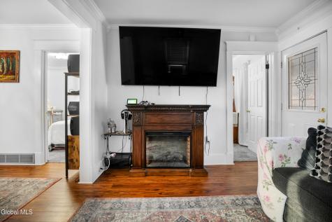 2093 Oaklawn Avenue Schenectady NY 12306