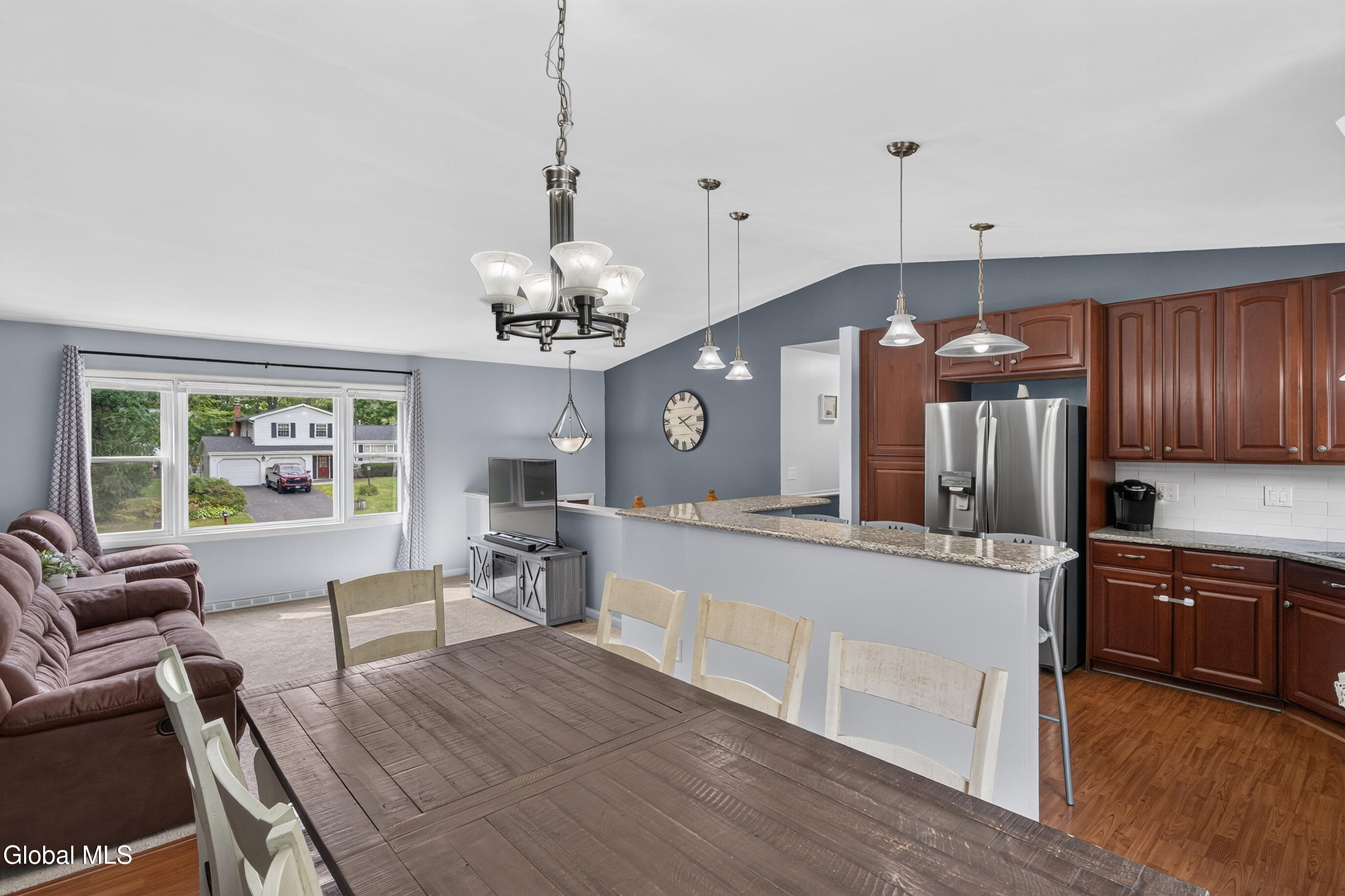 8 Westchester Drive Albany NY 12205