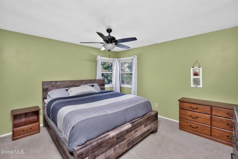 8 Westchester Drive Albany NY 12205
