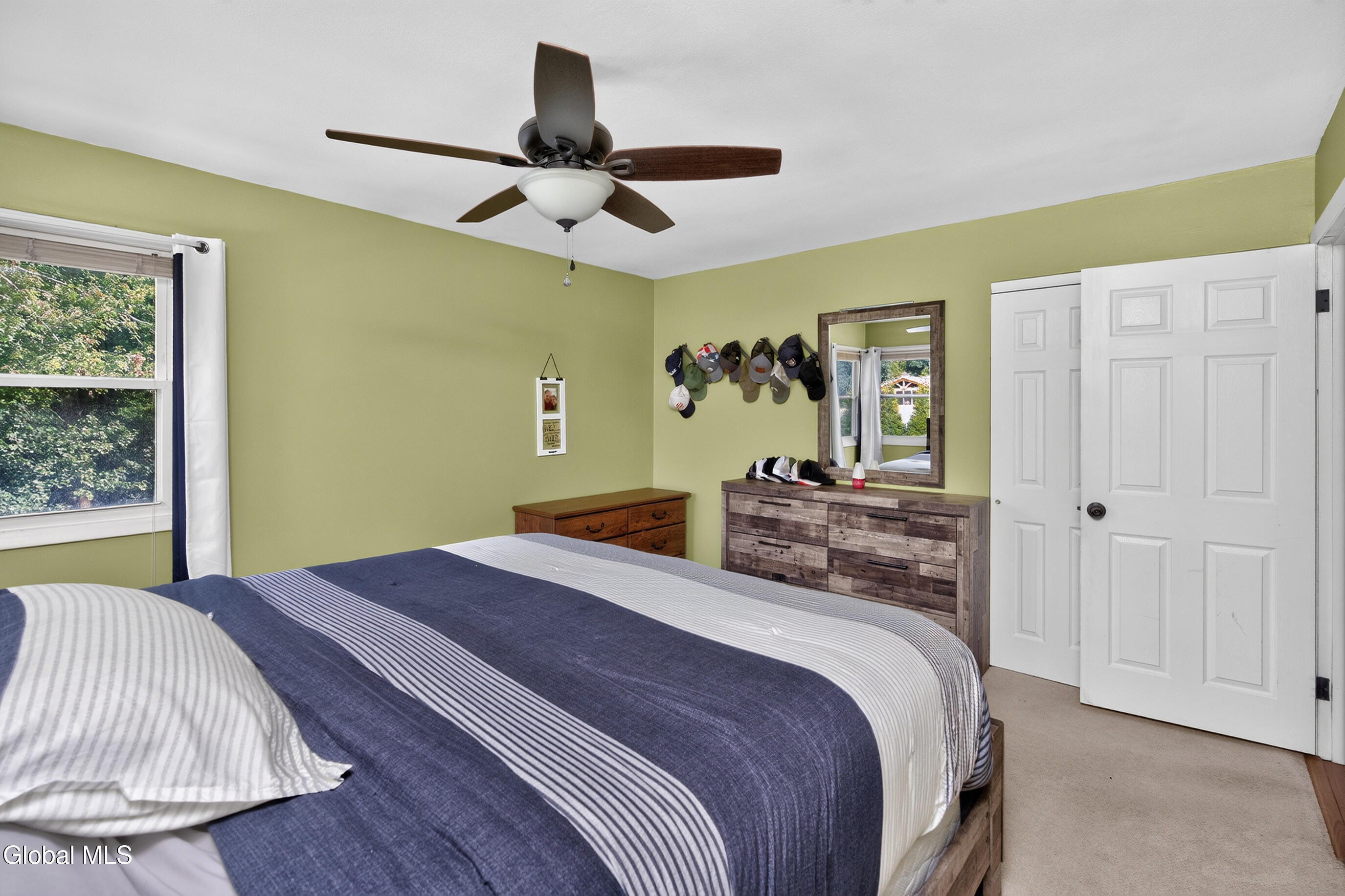 8 Westchester Drive Albany NY 12205