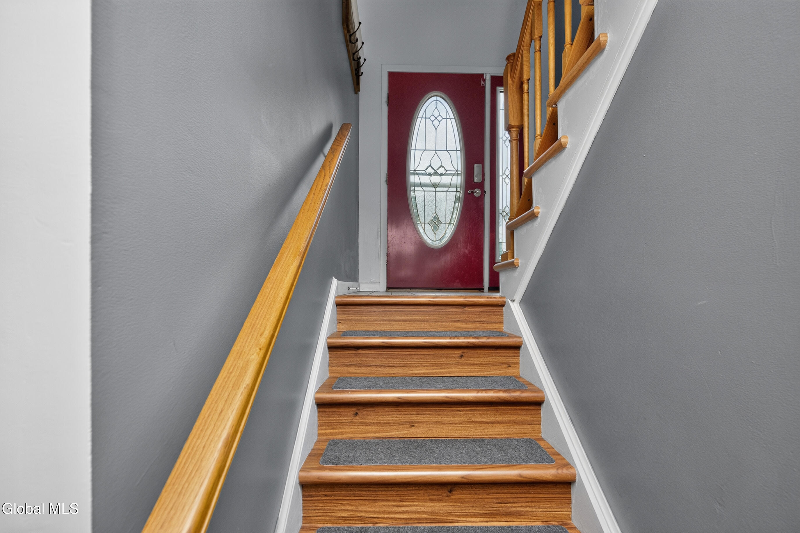 8 Westchester Drive Albany NY 12205
