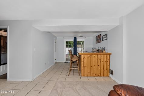 8 Westchester Drive Albany NY 12205