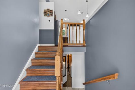 8 Westchester Drive Albany NY 12205