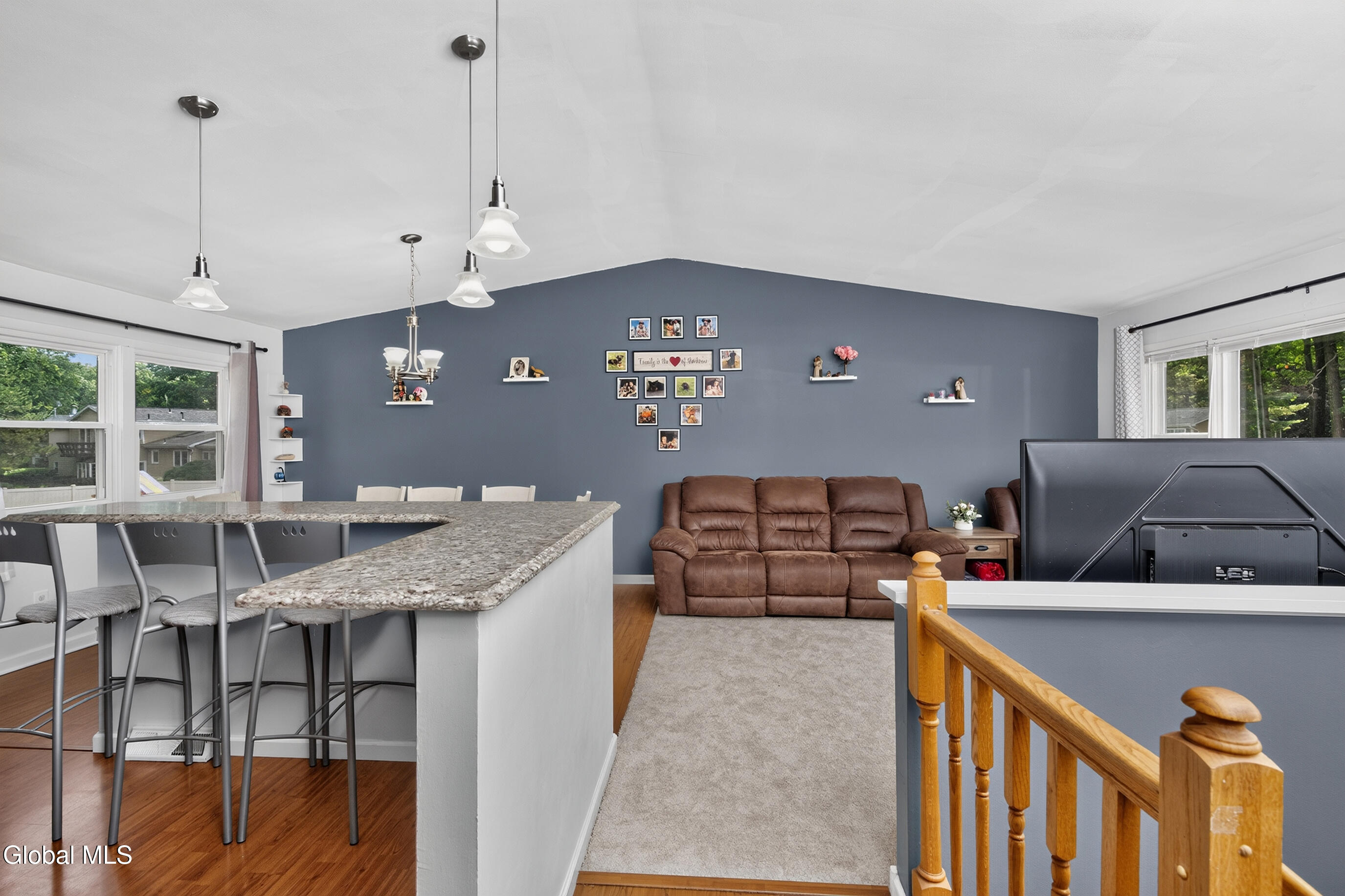 8 Westchester Drive Albany NY 12205