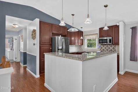 8 Westchester Drive Albany NY 12205