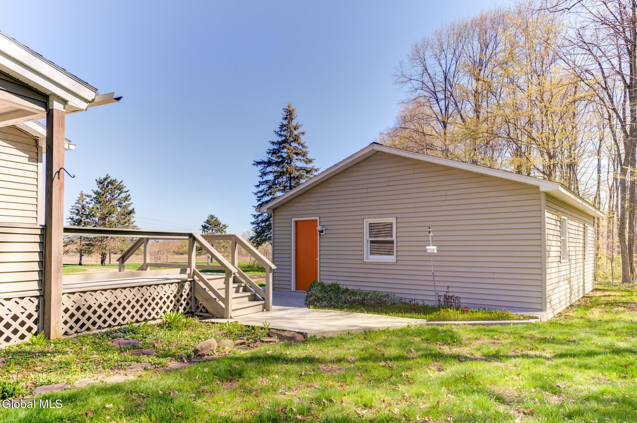 585 Logtown Road Fultonville NY 12072