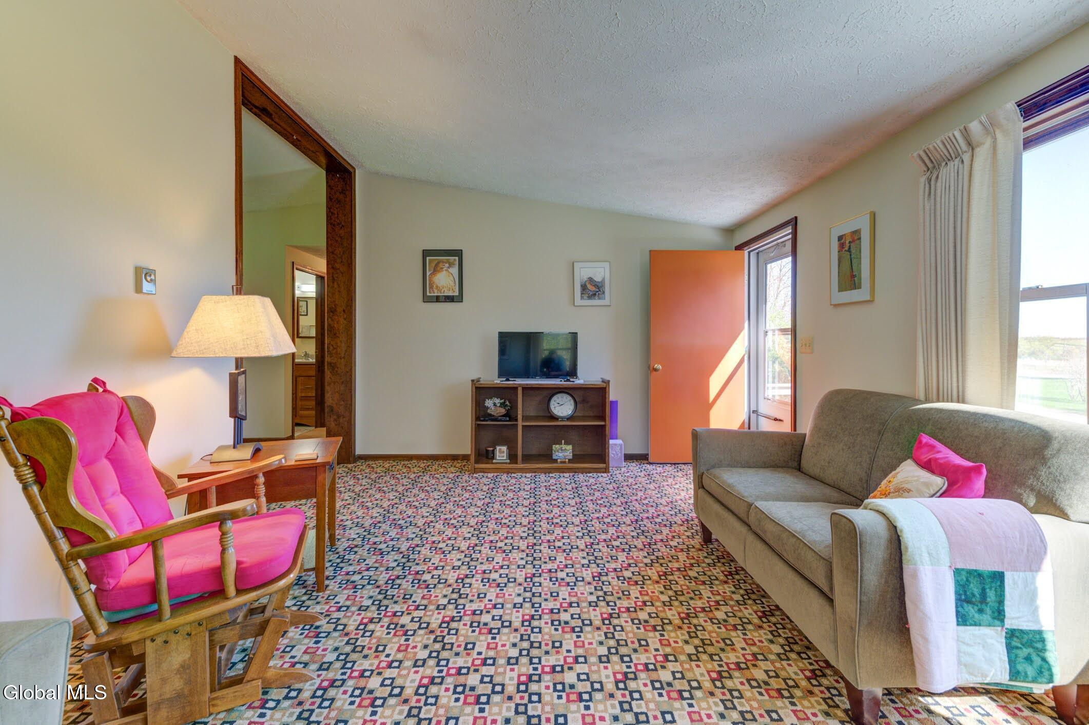 585 Logtown Road Fultonville NY 12072