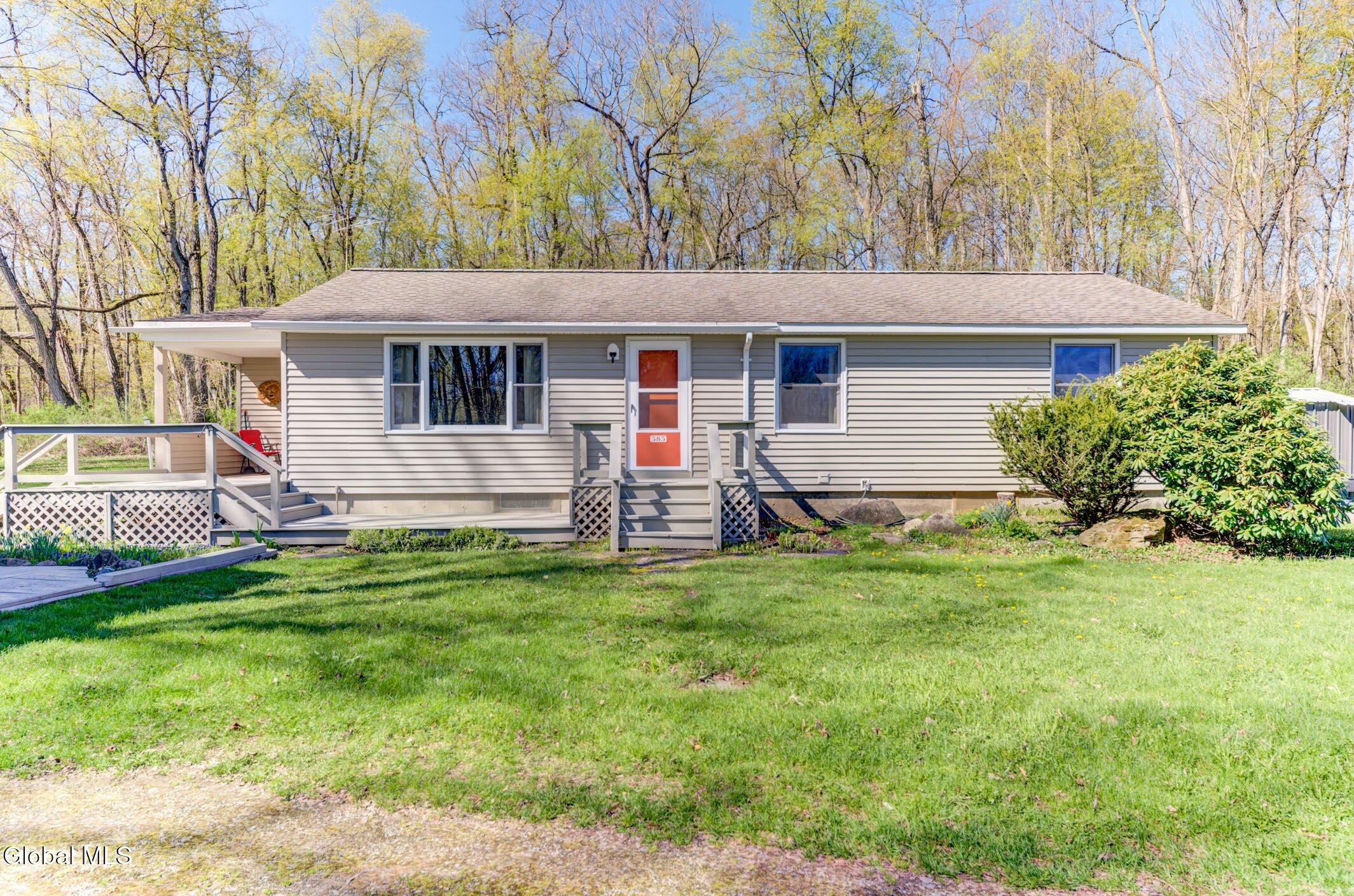 585 Logtown Road Fultonville NY 12072