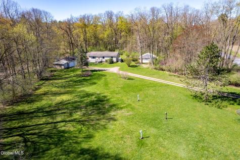 585 Logtown Road Fultonville NY 12072
