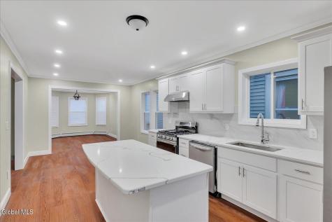 27 Robinson Street Schenectady NY 12304