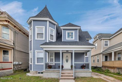 27 Robinson Street Schenectady NY 12304