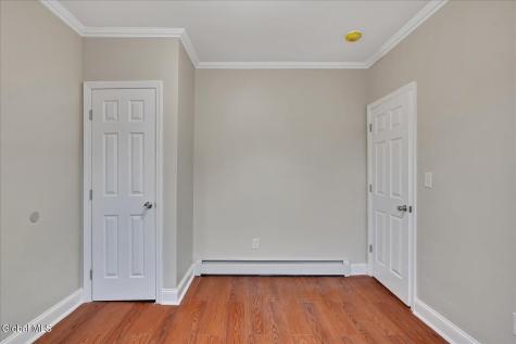 27 Robinson Street Schenectady NY 12304