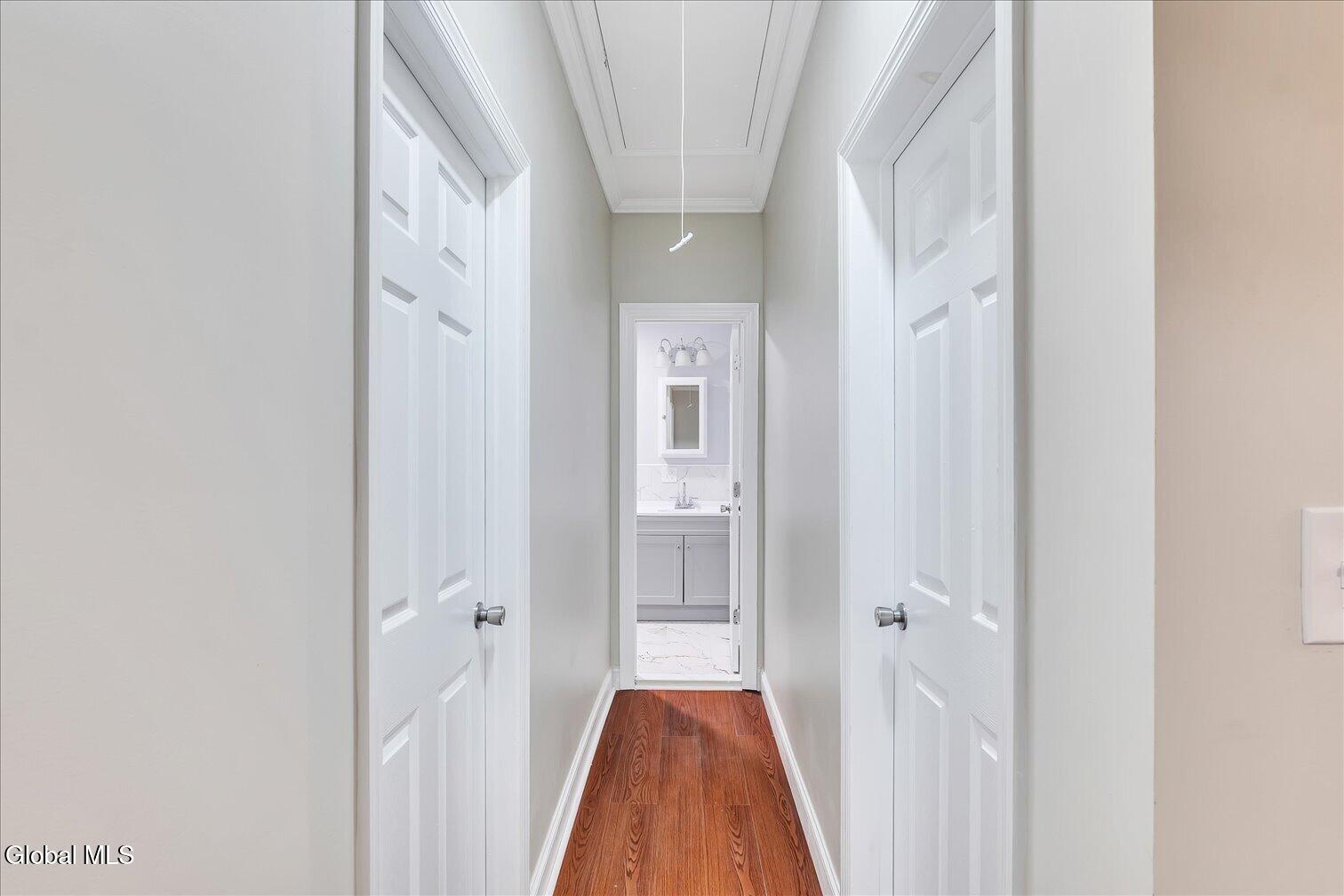 27 Robinson Street Schenectady NY 12304