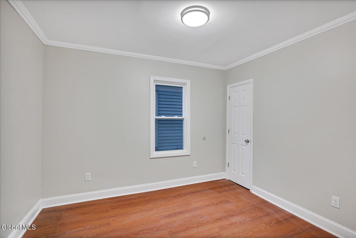 27 Robinson Street Schenectady NY 12304