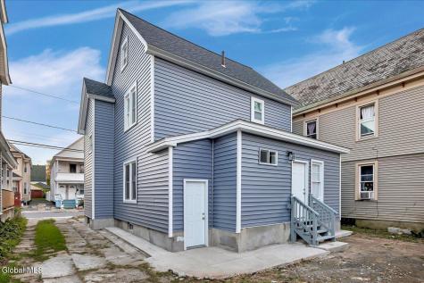 27 Robinson Street Schenectady NY 12304
