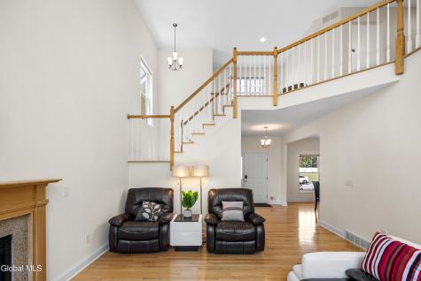 14 Fort Vaux Lane Colonie NY 12189