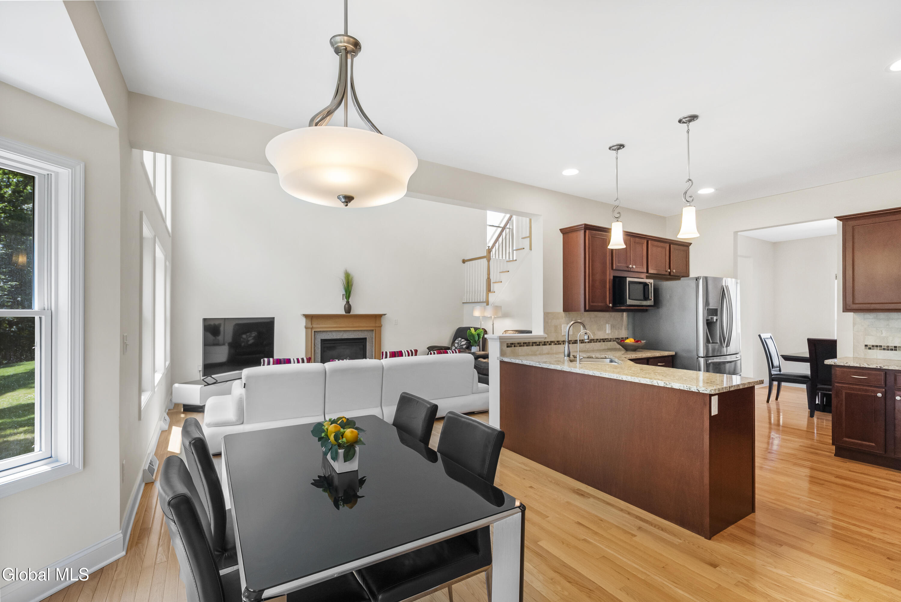 14 Fort Vaux Lane Colonie NY 12189