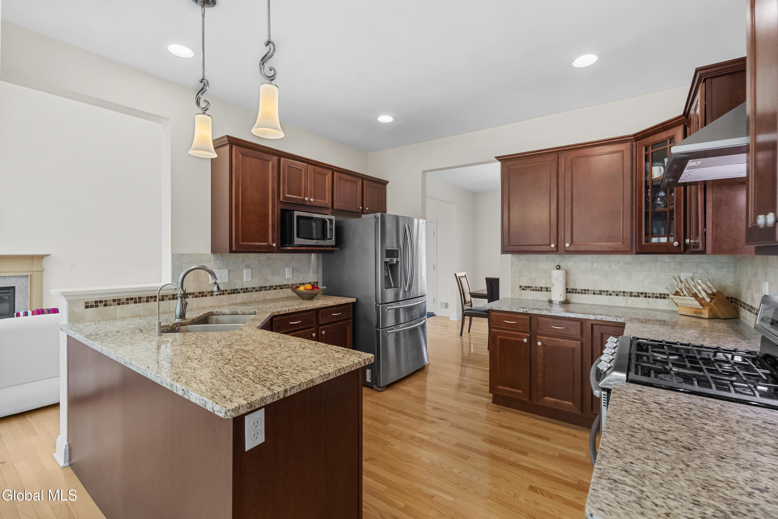 14 Fort Vaux Lane Colonie NY 12189