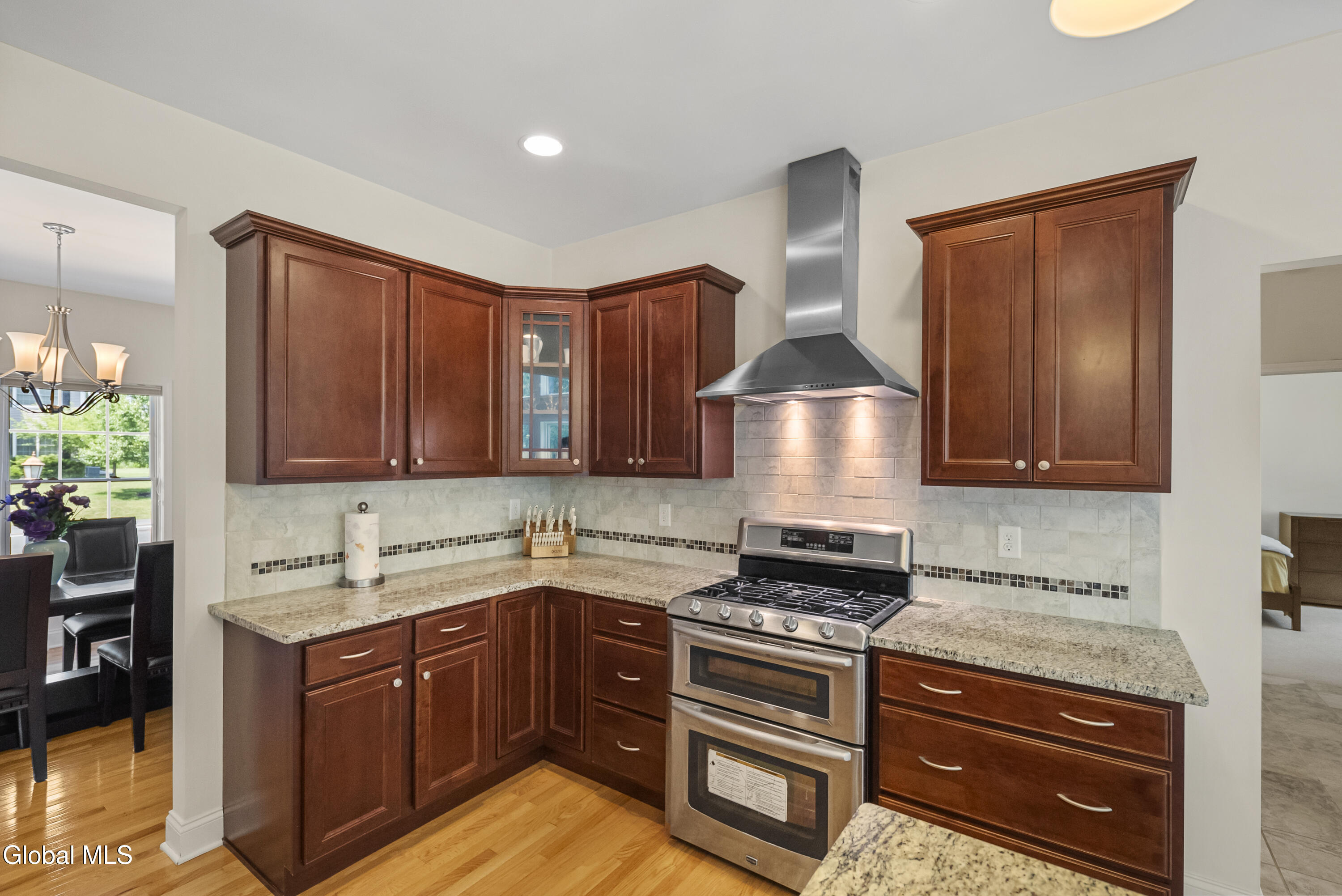 14 Fort Vaux Lane Colonie NY 12189
