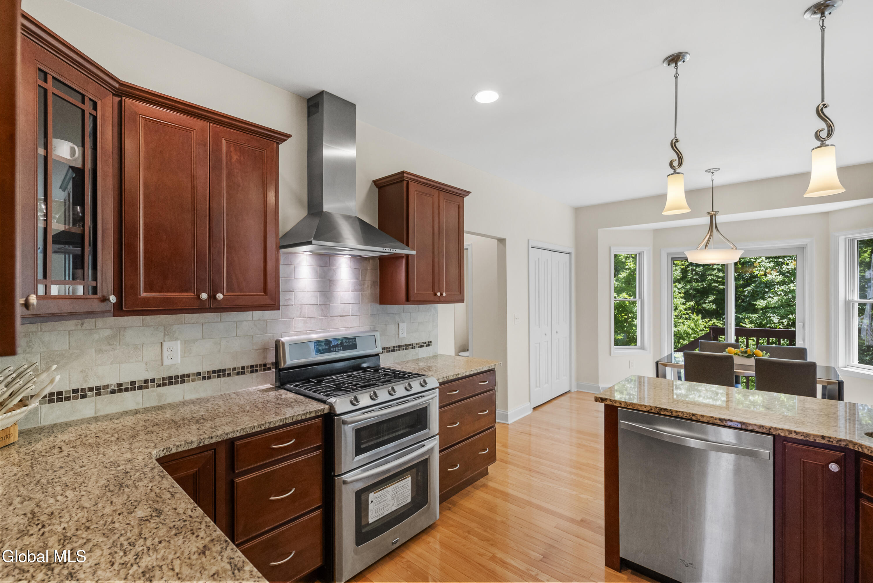 14 Fort Vaux Lane Colonie NY 12189