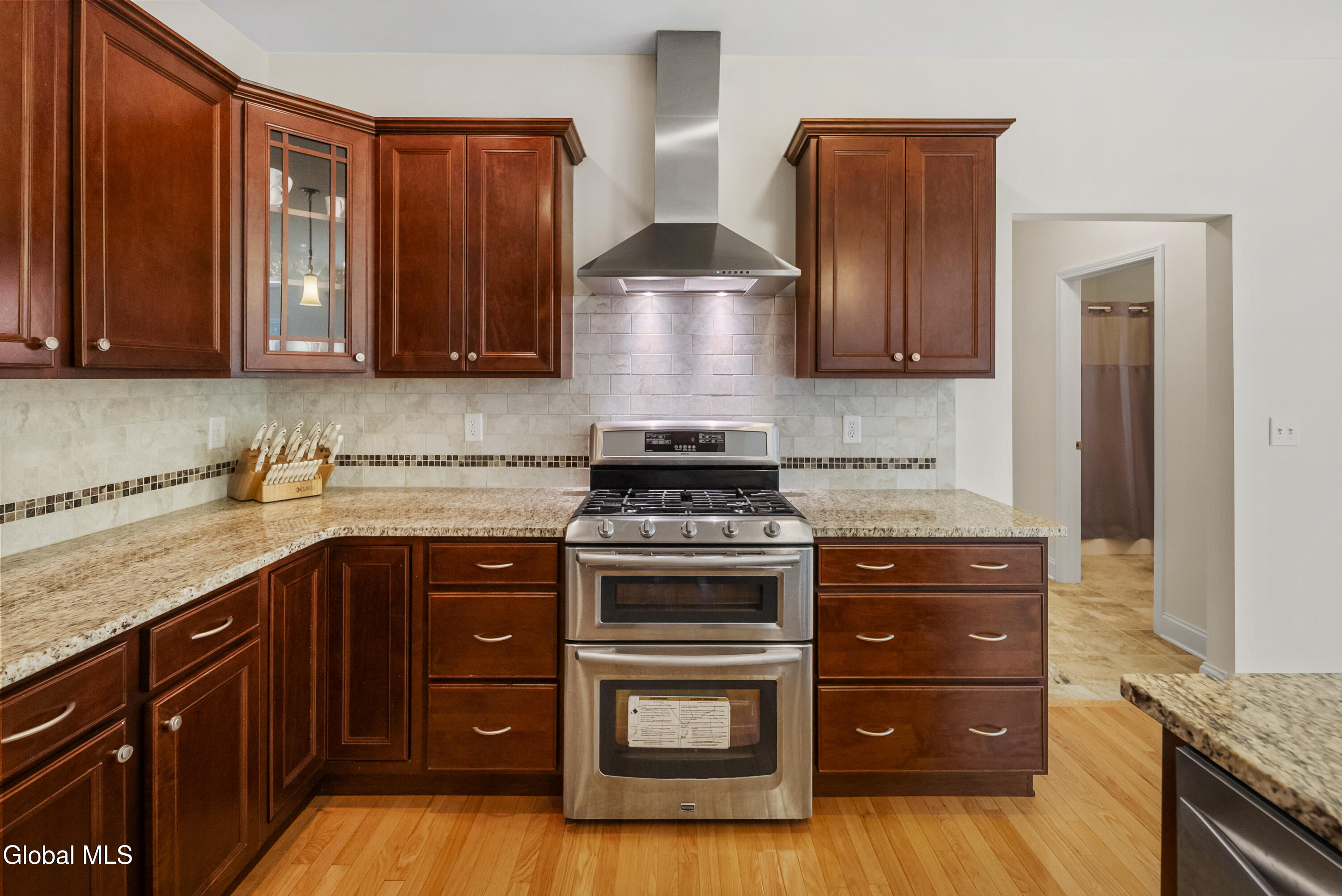 14 Fort Vaux Lane Colonie NY 12189