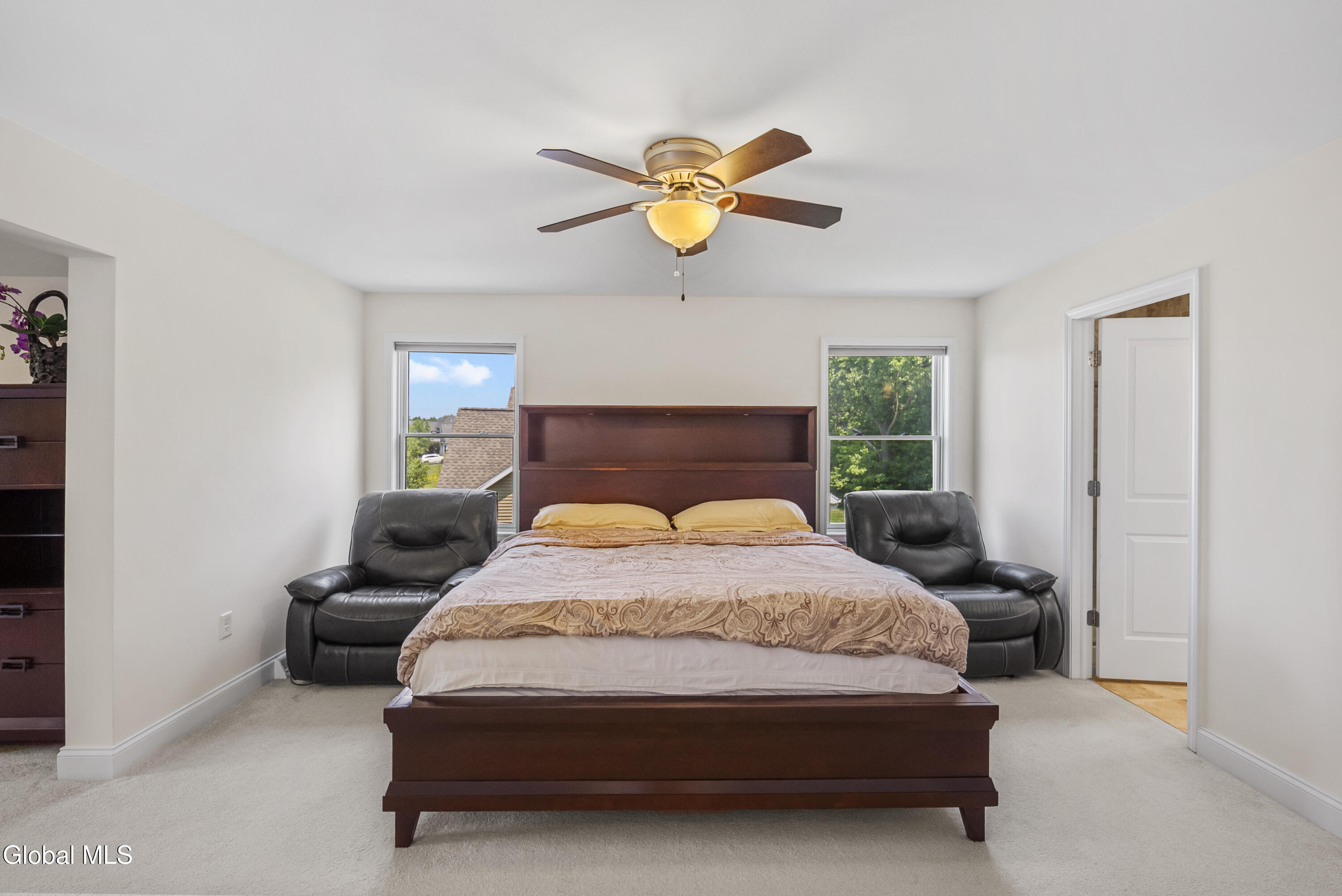 14 Fort Vaux Lane Colonie NY 12189