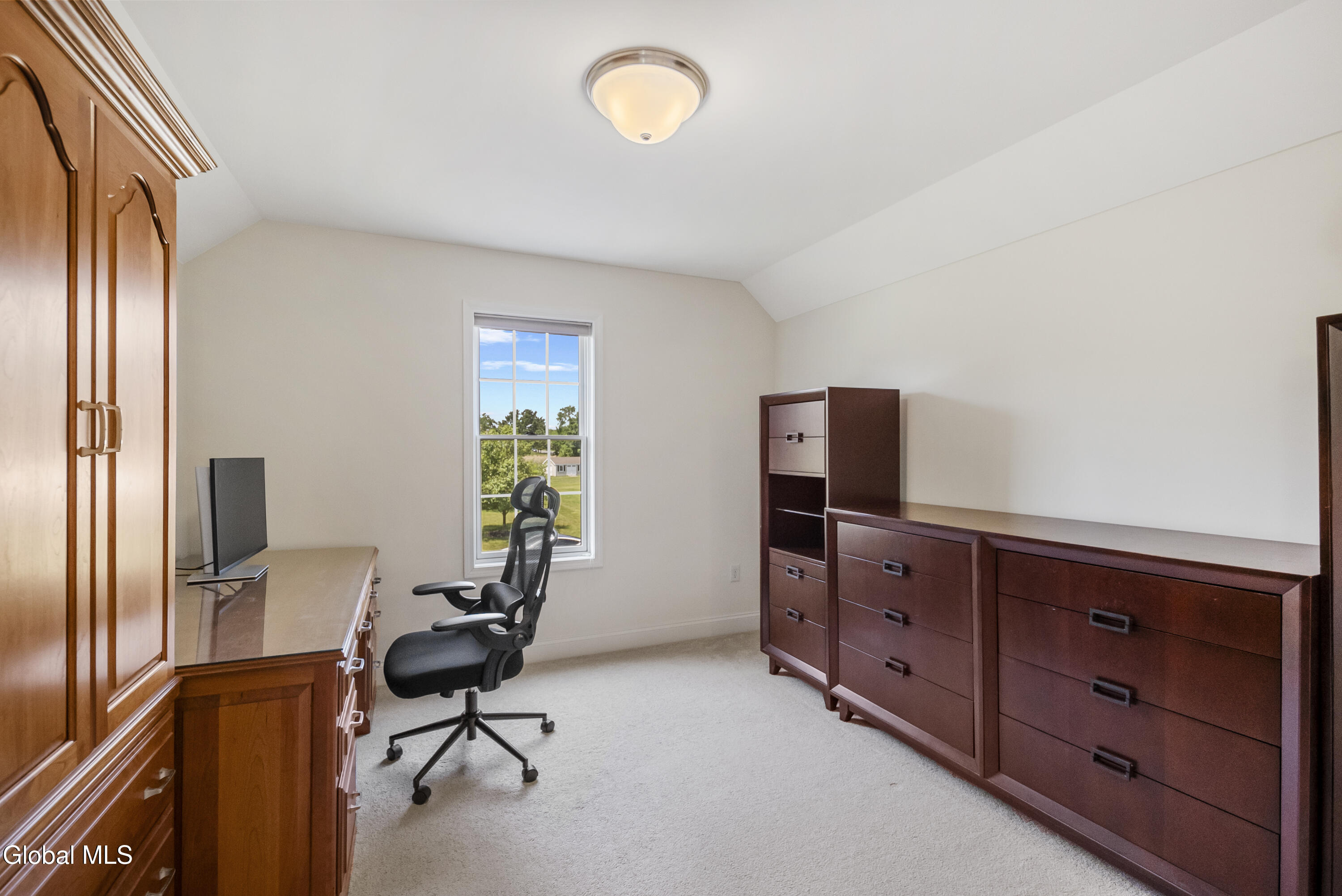 14 Fort Vaux Lane Colonie NY 12189