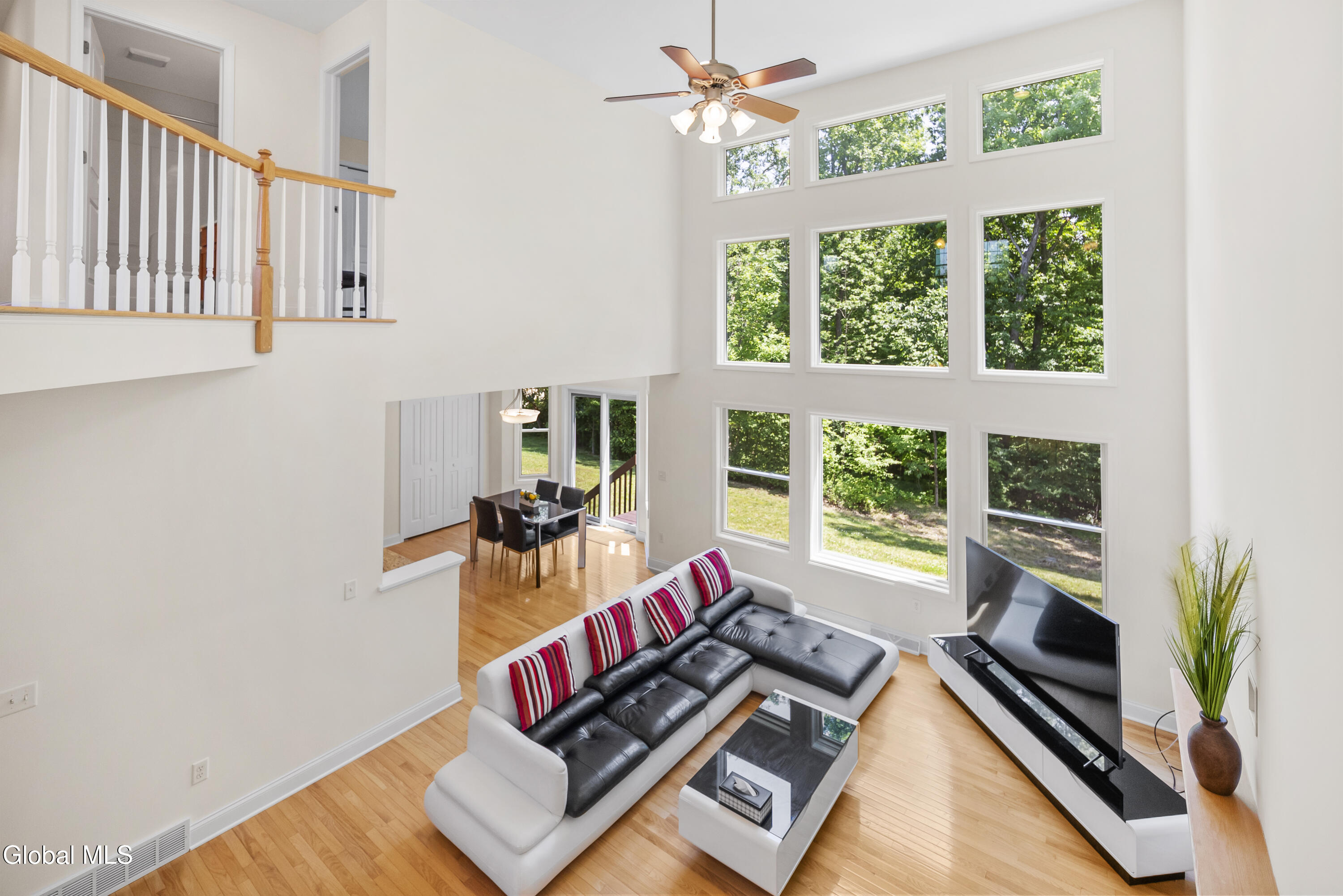 14 Fort Vaux Lane Colonie NY 12189