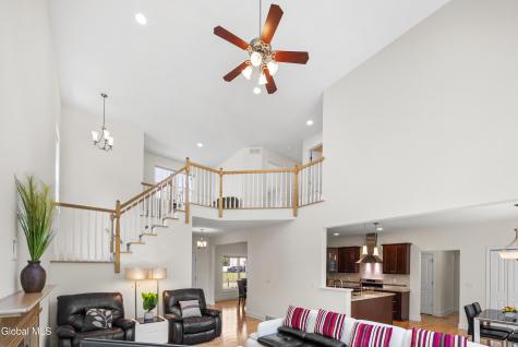 14 Fort Vaux Lane Colonie NY 12189