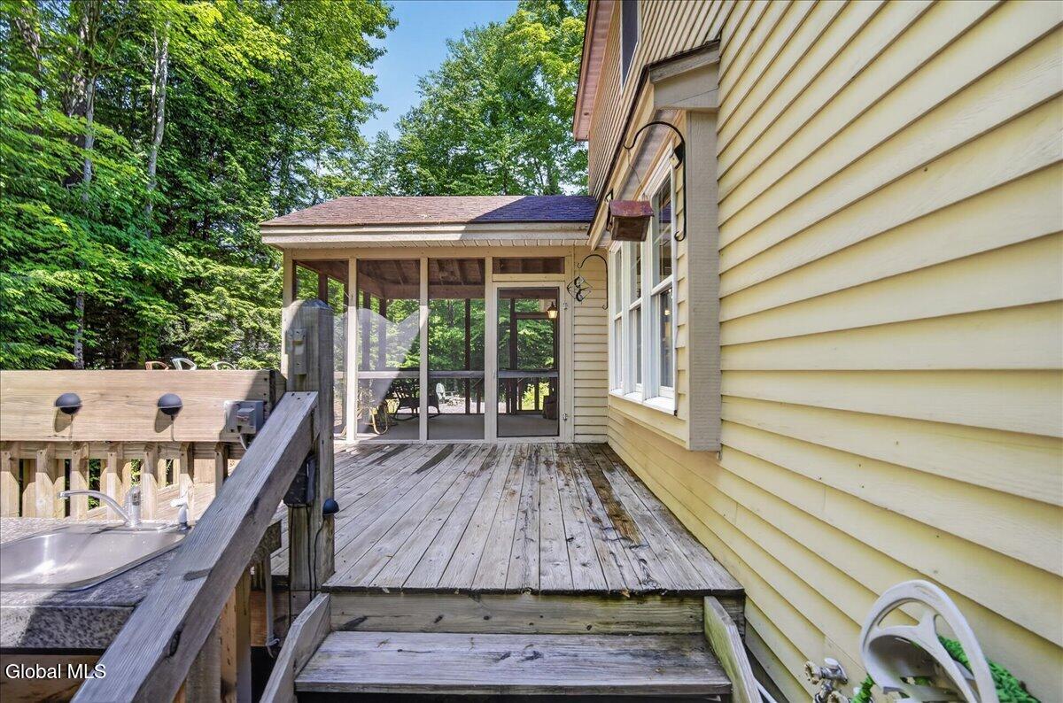 3 Bluebird Court Saratoga Springs NY 12866
