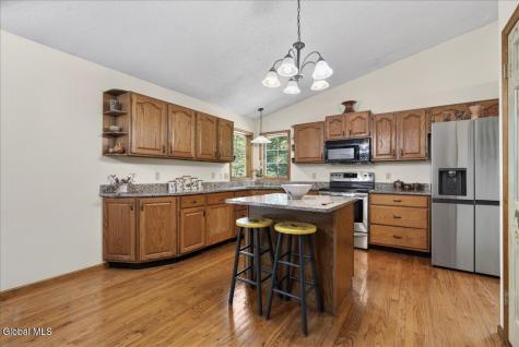 3 Bluebird Court Saratoga Springs NY 12866