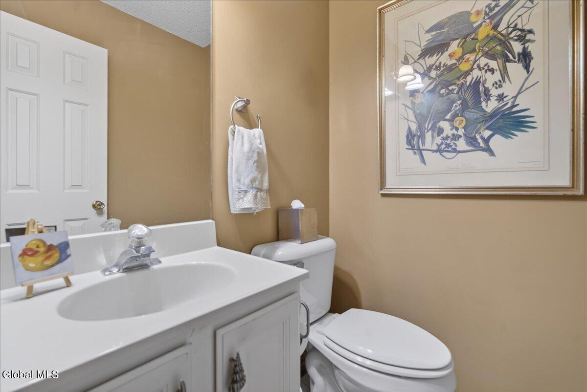 3 Bluebird Court Saratoga Springs NY 12866