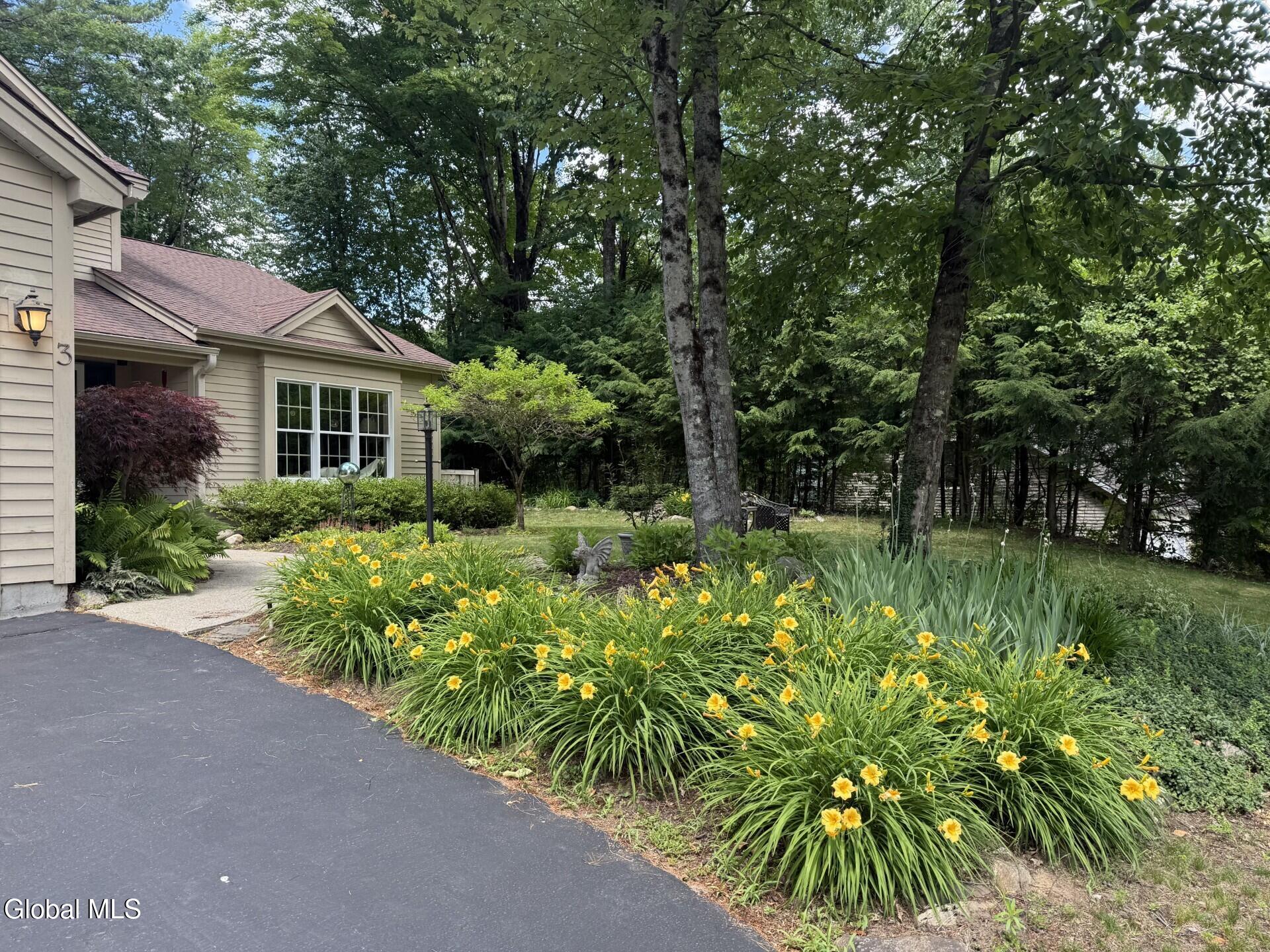 3 Bluebird Court Saratoga Springs NY 12866