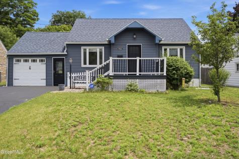 1022 Riggi Avenue Schenectady NY 12303