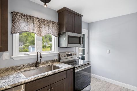 1022 Riggi Avenue Schenectady NY 12303