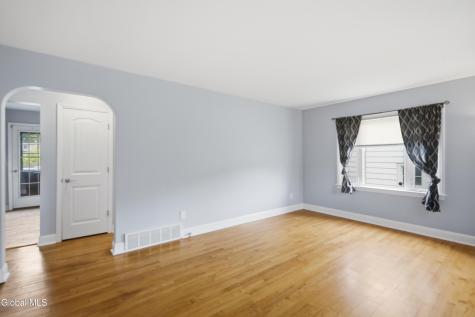 1022 Riggi Avenue Schenectady NY 12303
