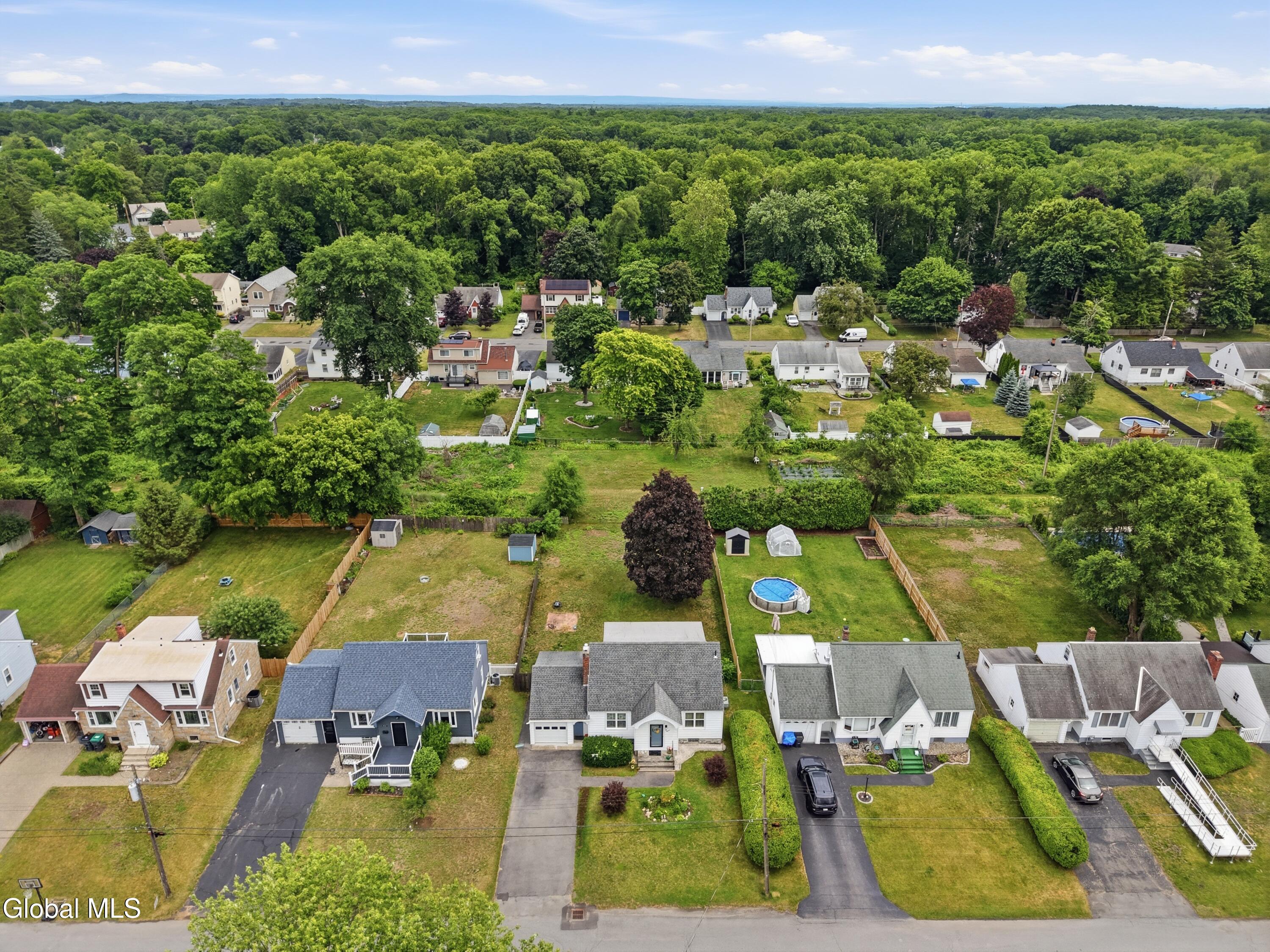 1022 Riggi Avenue Schenectady NY 12303