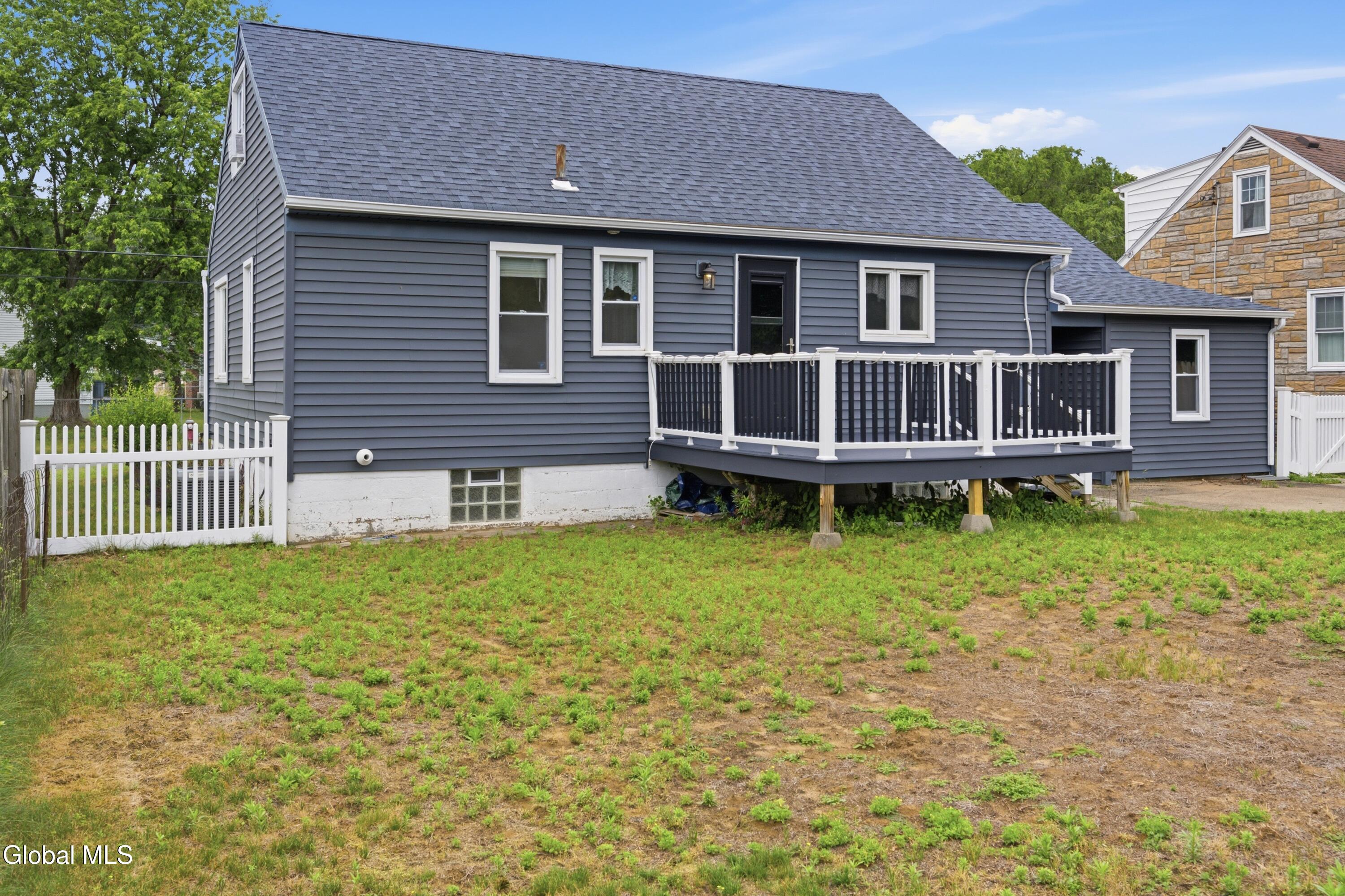 1022 Riggi Avenue Schenectady NY 12303