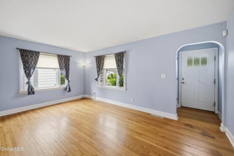 1022 Riggi Avenue Schenectady NY 12303