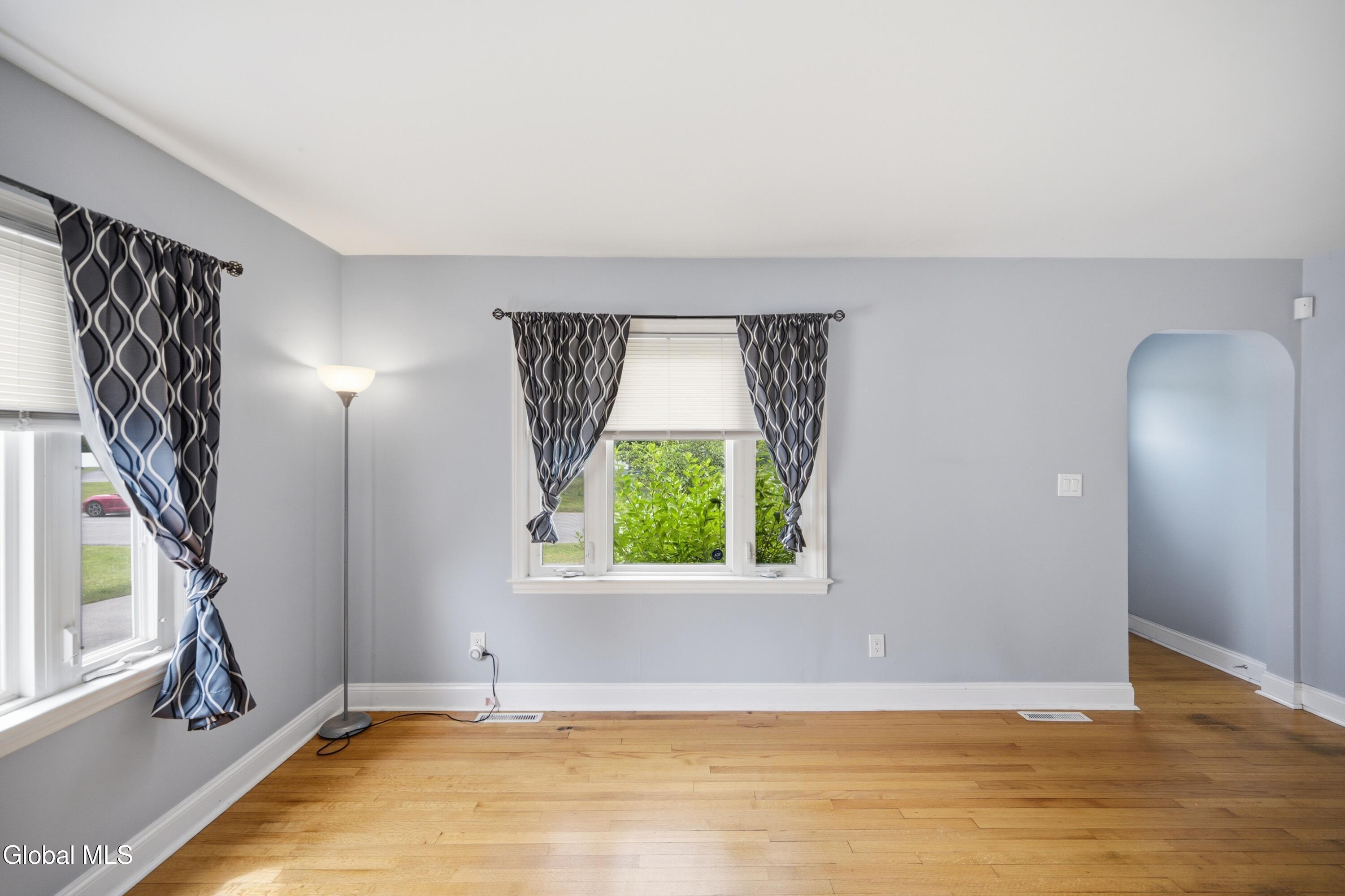 1022 Riggi Avenue Schenectady NY 12303