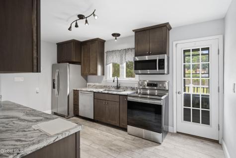 1022 Riggi Avenue Schenectady NY 12303