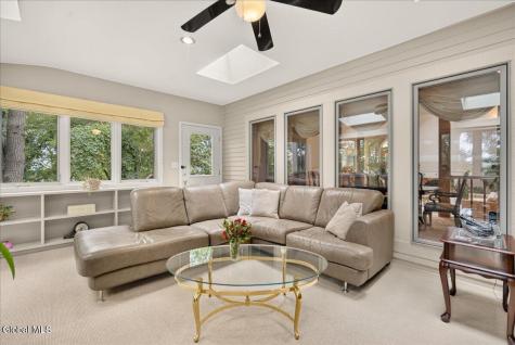 4 Spyglass Hill Menands NY 12204