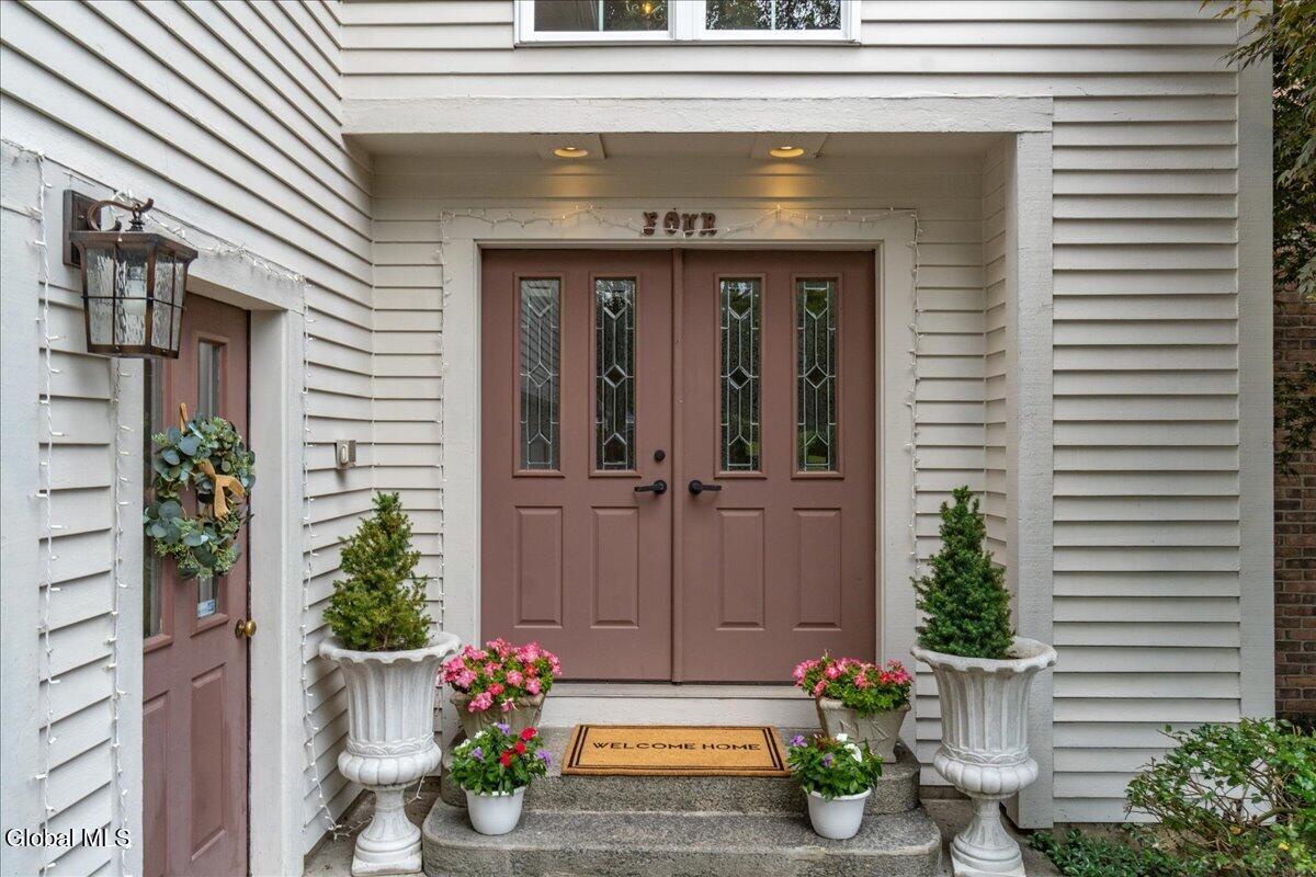 4 Spyglass Hill Menands NY 12204