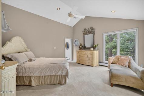 4 Spyglass Hill Menands NY 12204