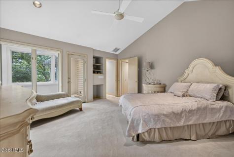 4 Spyglass Hill Menands NY 12204