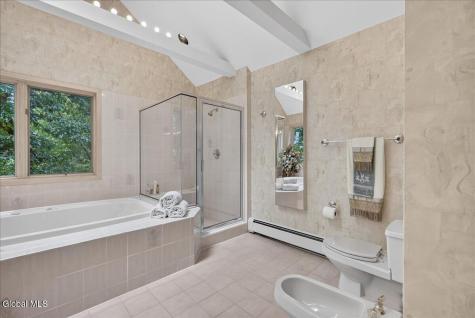 4 Spyglass Hill Menands NY 12204