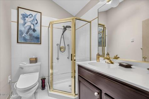 4 Spyglass Hill Menands NY 12204