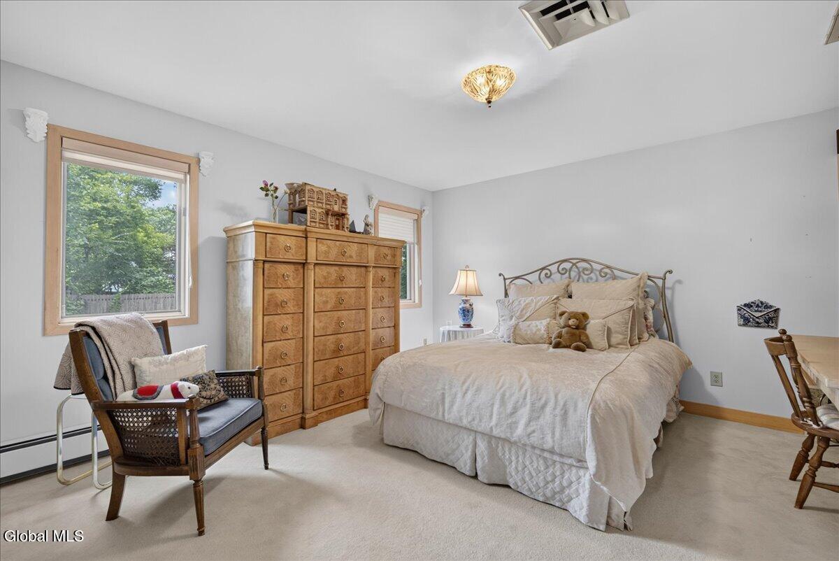 4 Spyglass Hill Menands NY 12204
