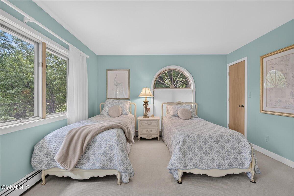 4 Spyglass Hill Menands NY 12204